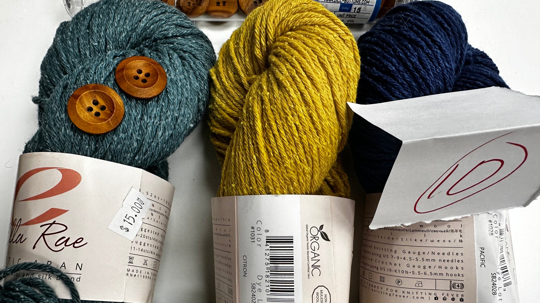 ROCKY SHORES COWL - ADVENTURE BOUND UNsubscription BOX - FEBRUARY