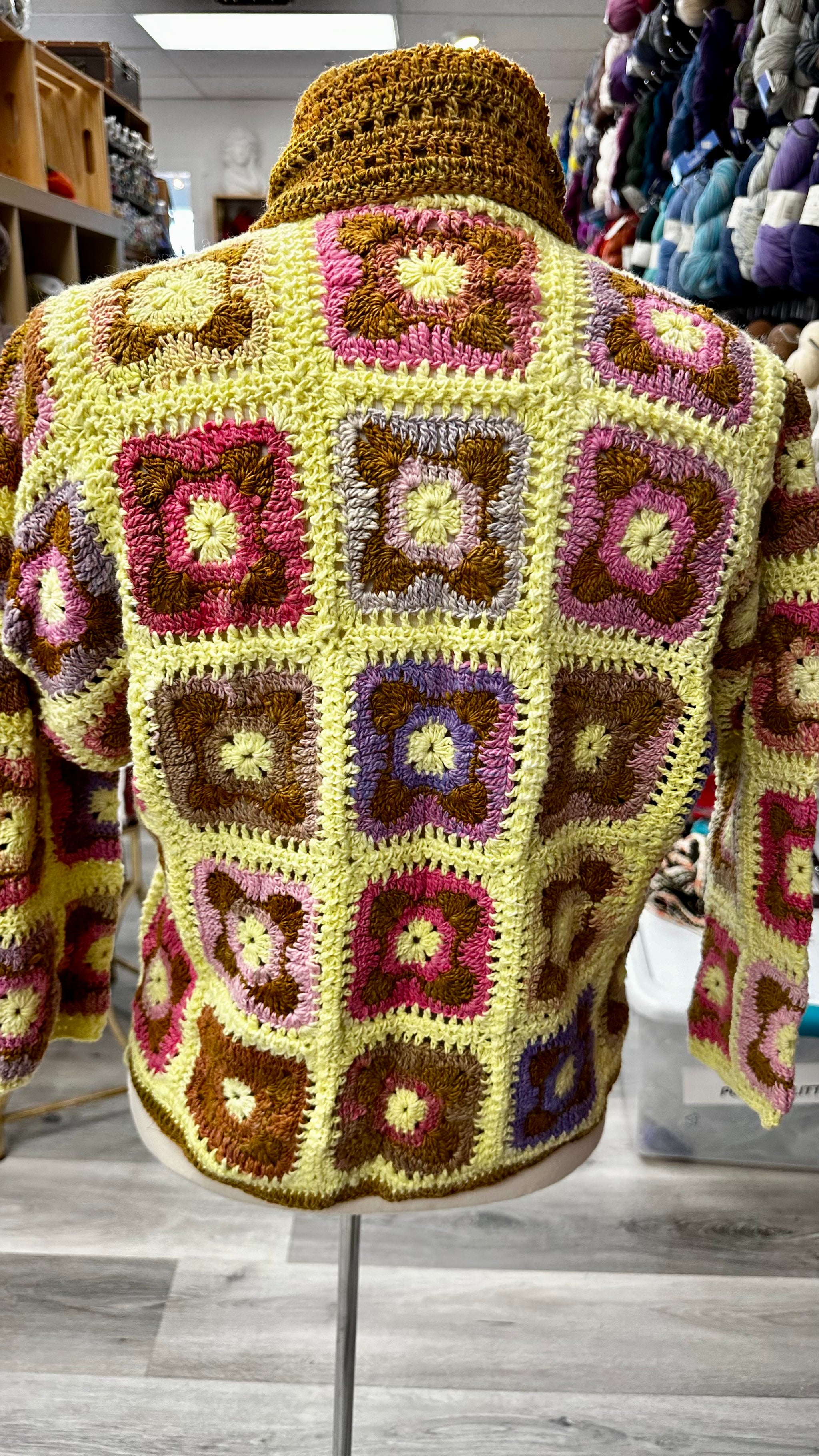CROCHET JACKET BACK