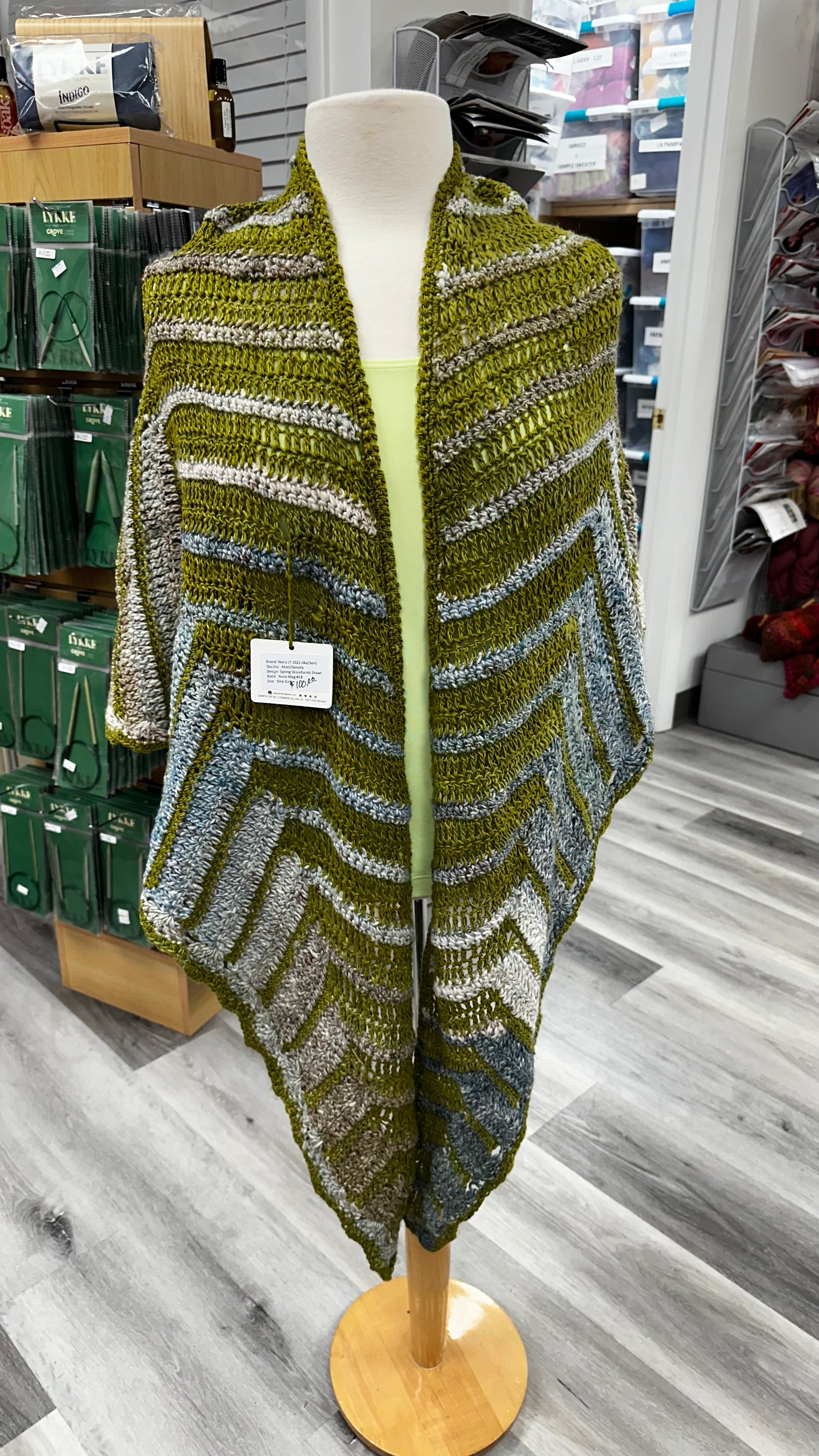 WOODLANDS SHAWL 100