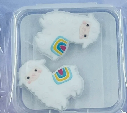 NOVELTY NEEDLE TOPPERS