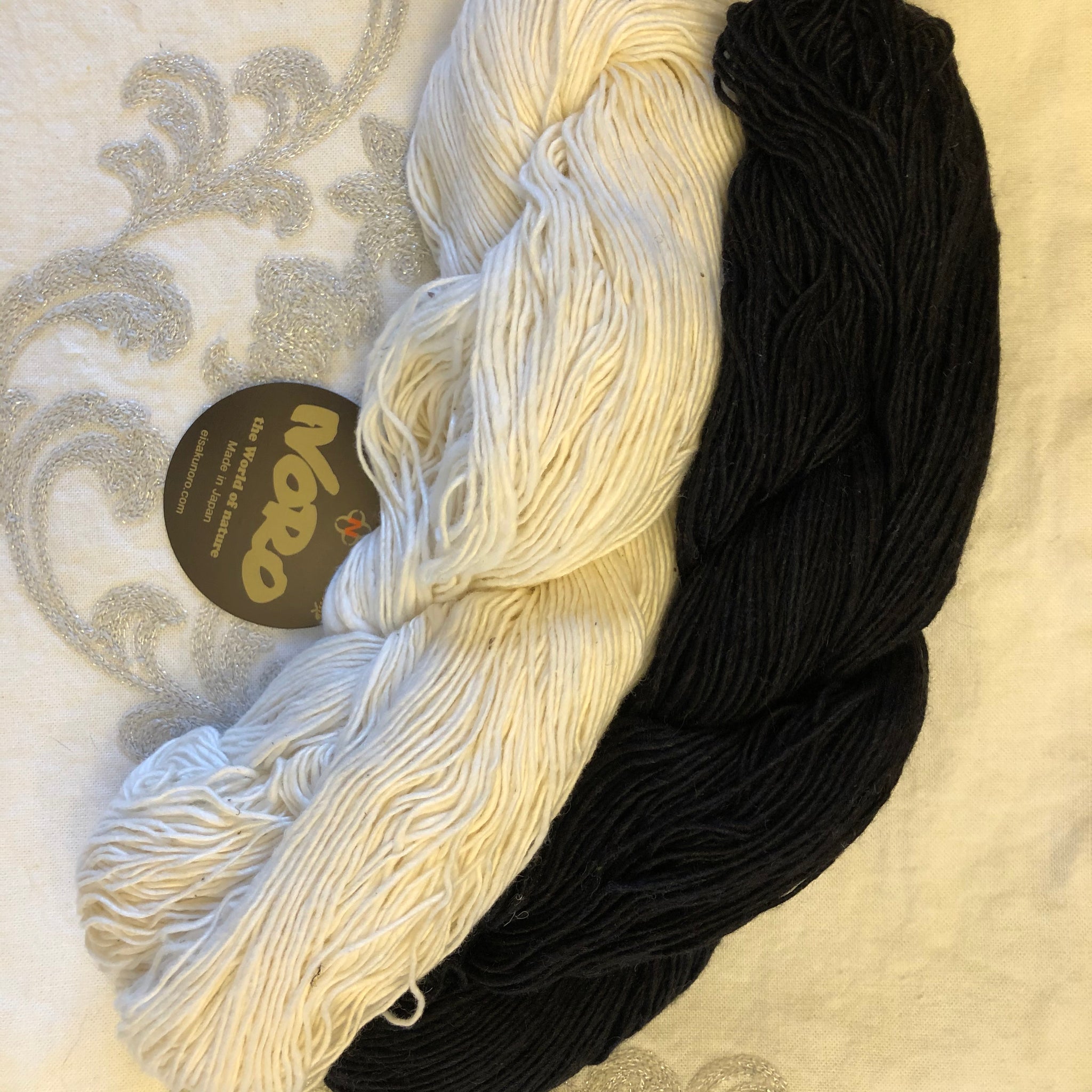 Vanilla/Black