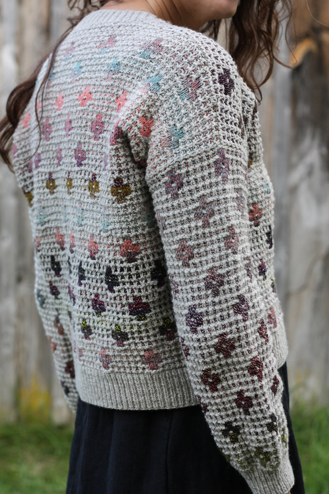 PRESSED FLOWERS CARDIGAN - Knitty Gritty Yarn Girl