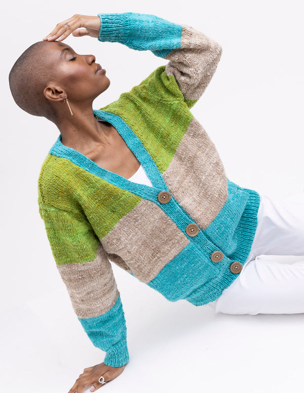 完売【新品タグ付】fog color blocking cardigan MOLDAVITE COLOR BLOCK CARDIGAN - NORO YARNS - Knitty Gritty