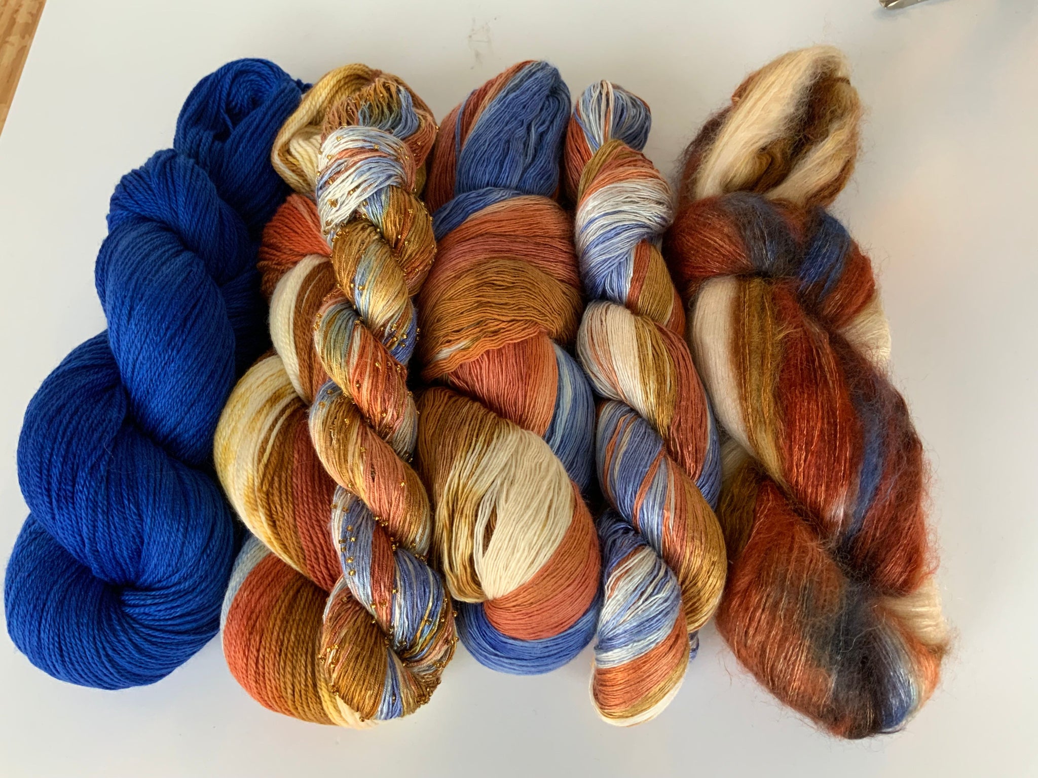 ARTYARNS MARCH 2022 INSPIRATION COLOR -THE WAVE