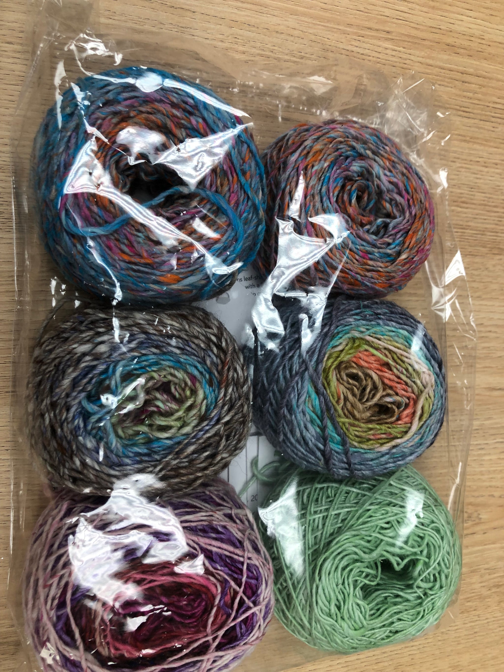 TIDEWATER WRAP - LIMITED EXCLUSIVE NORO YARN SAMPLER WRAP KIT
